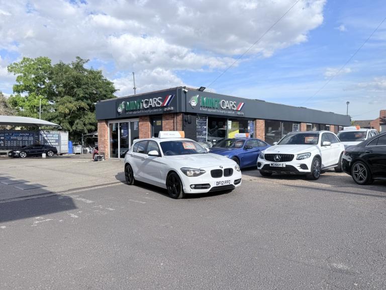 BMW 1 SERIES 2.0 120d Sport 5-door 2012