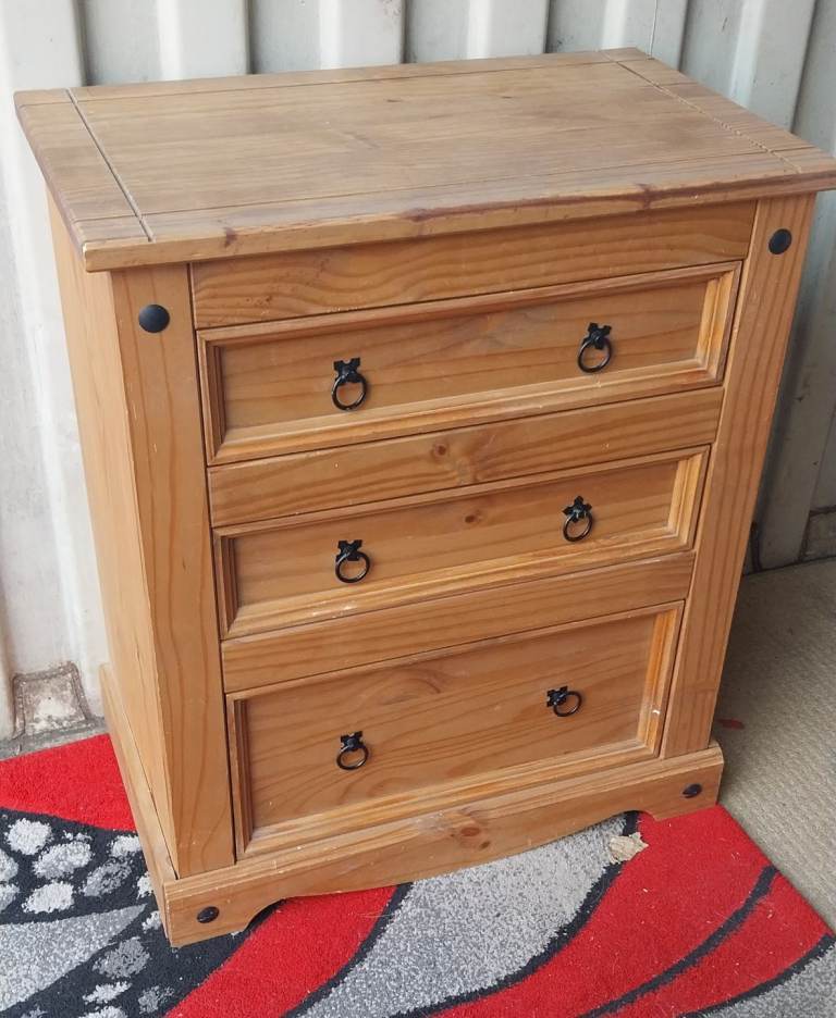 Corona pine drawers