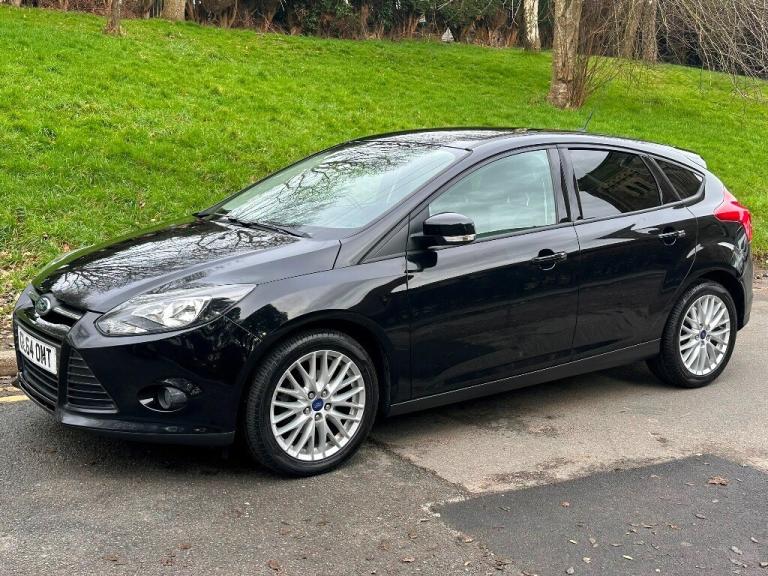 2014 Ford Focus 1.0 EcoBoost Zetec Navigator 5dr HATCHBACK Petrol Manual