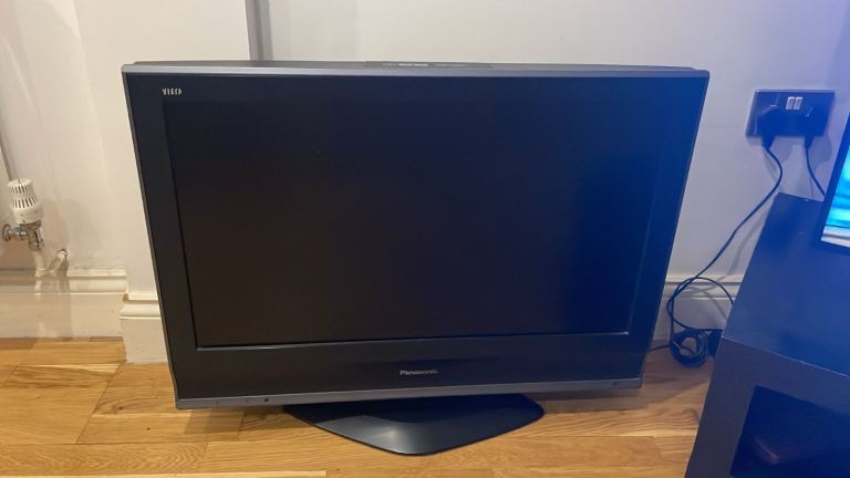 Panasonic 32” Tv used condition 