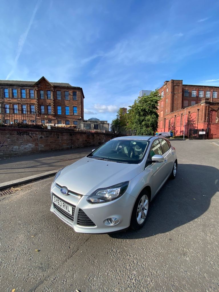 Ford, FOCUS, Hatchback, 2013, Manual, 998 (cc), 5 doors