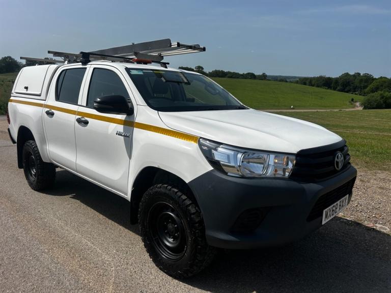 2018 Toyota Hilux Active D/Cab Pick Up 2.4 D-4D PICK UP DIESEL Manual