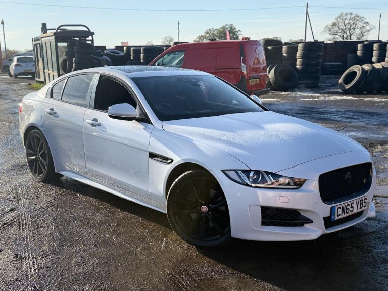 JAGUAR XE 2.0 d R-Sport 2015