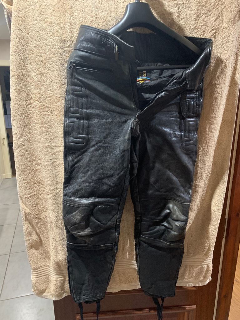 Akita leather motorcycle trousers gents (34W)