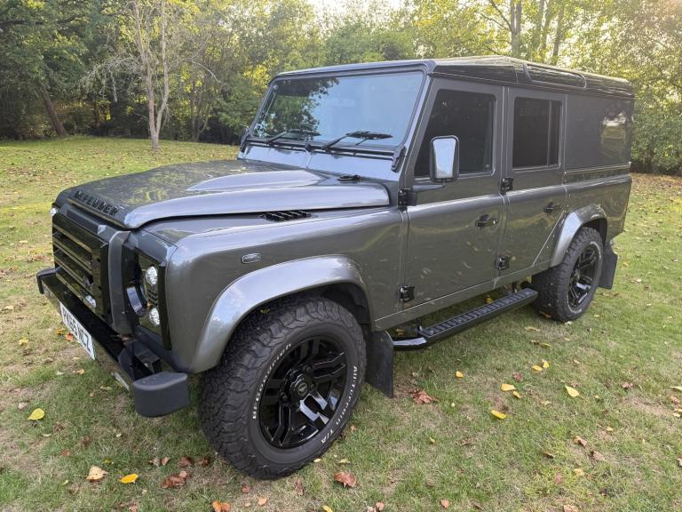 2015 Land Rover Defender XS Utility Wagon TDCi [2.2] PANEL VAN Diesel Manual