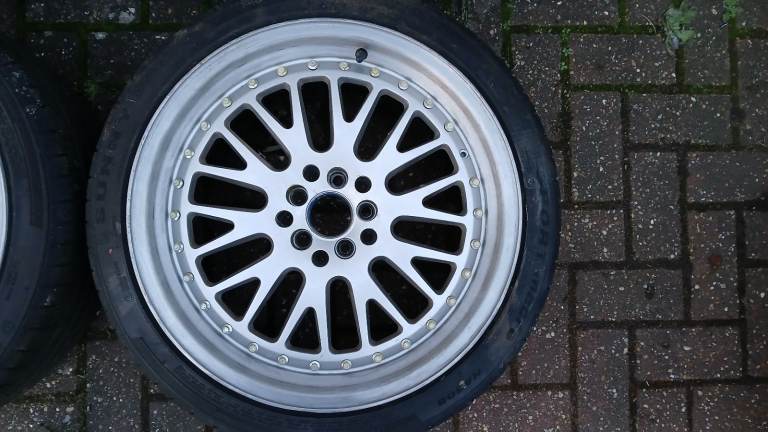 Jr10 18inch alloy wheels and tyres 5x100/5x114