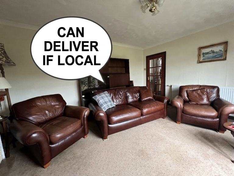 Brown Derwent Leather 3-Piece Suite (Sofa & 2 Armchairs) - Classic Style (G21 pick up)