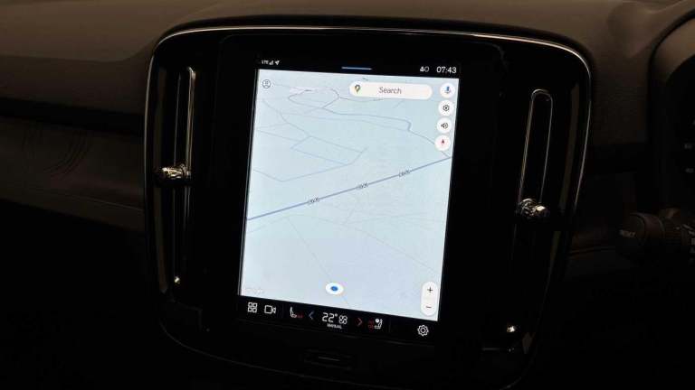 2025 Volvo EC40 Single Motor Extended Range 78kWh Plus SUV 5dr Electric Auto (252 ps) ESTATE Elec...