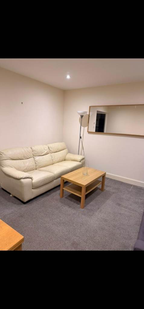 One bedroom ,to let. PH3 1DW