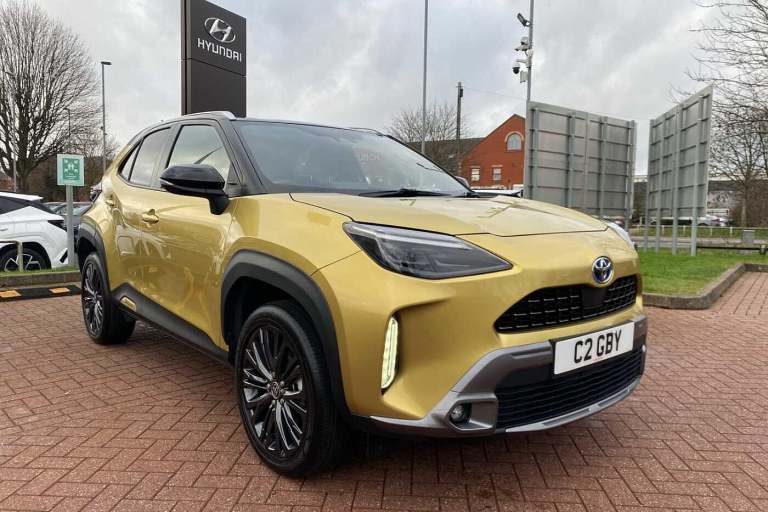 2022 Toyota Yaris Cross 1.5 Hybrid Dynamic 5dr CVT HATCHBACK Petrol/Electric Hybrid Automatic