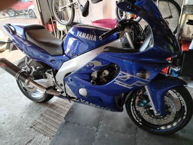 Yamaha, YZF, 2002, 599 (cc)