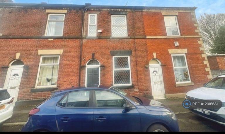 3 bedroom house in Peers St, Bury, BL8 (3 bed) (#2916681)