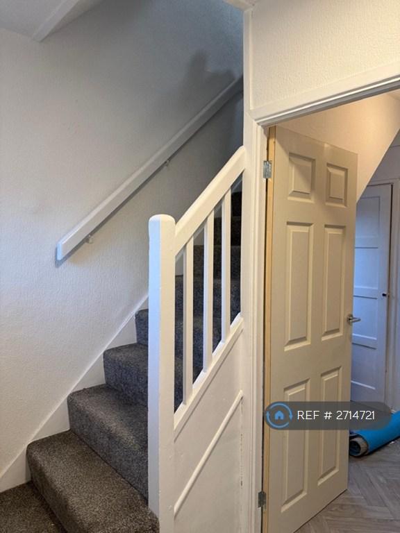 3 bedroom house in Cross Farm Road, Birmingham, B17 (3 bed) (#2714721)