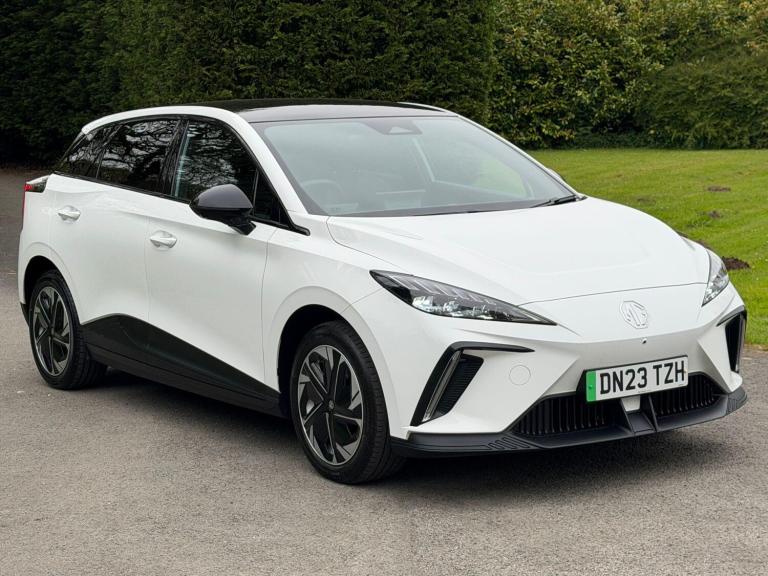  MG MG4 64kWh Trophy Long Range Auto 5dr Electric Automatic