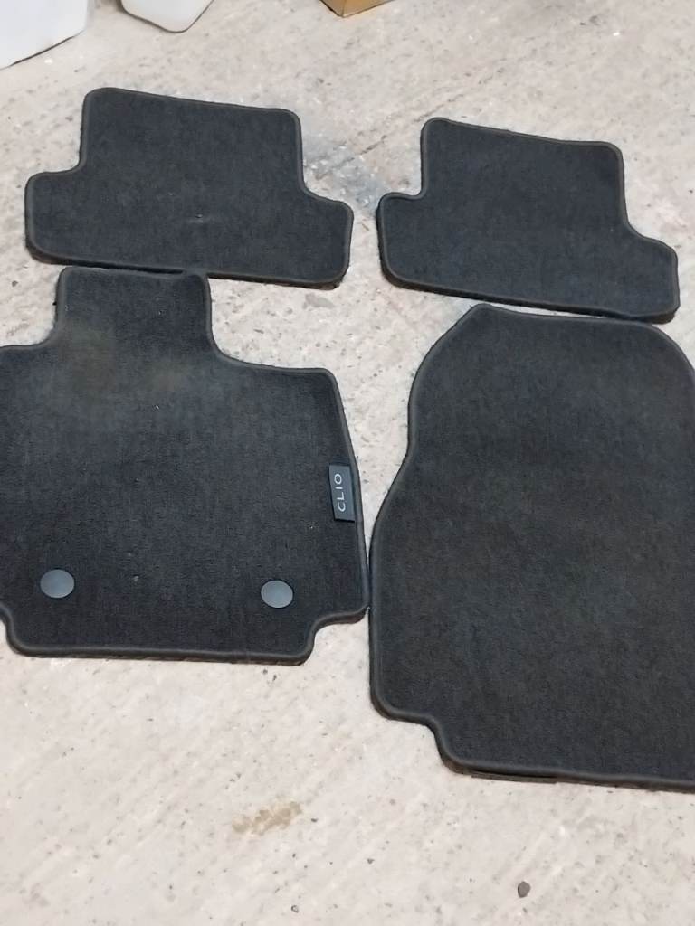 Renault Clio 4 Car Mats
