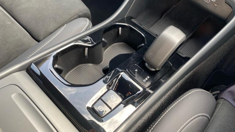 2025 Volvo XC40 2.0 B3P Plus Dark 5dr Auto Petrol Estate Estate Petrol Automatic