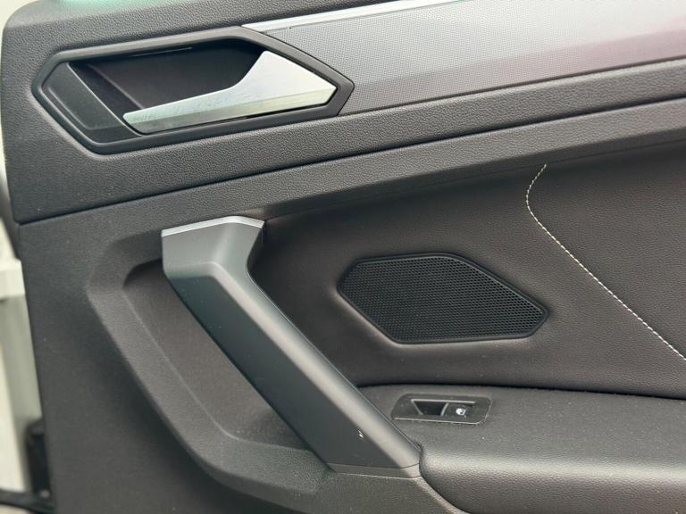 2019 Volkswagen Tiguan 1.5 TSI EVO R-Line DSG Euro 6 (s/s) 5dr ESTATE Petrol Automatic