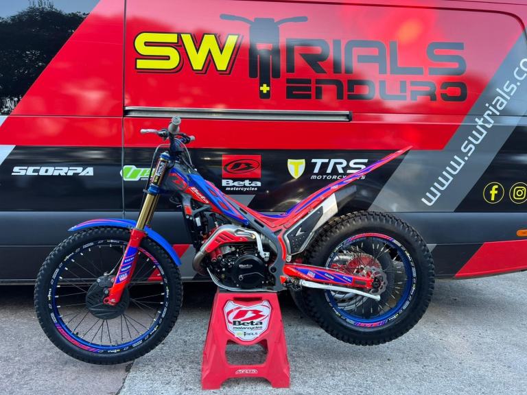 2025 Beta EVO Factory 2T 300cc Trials Bike - Top Spec 2-Stroke Off-Road Clubman