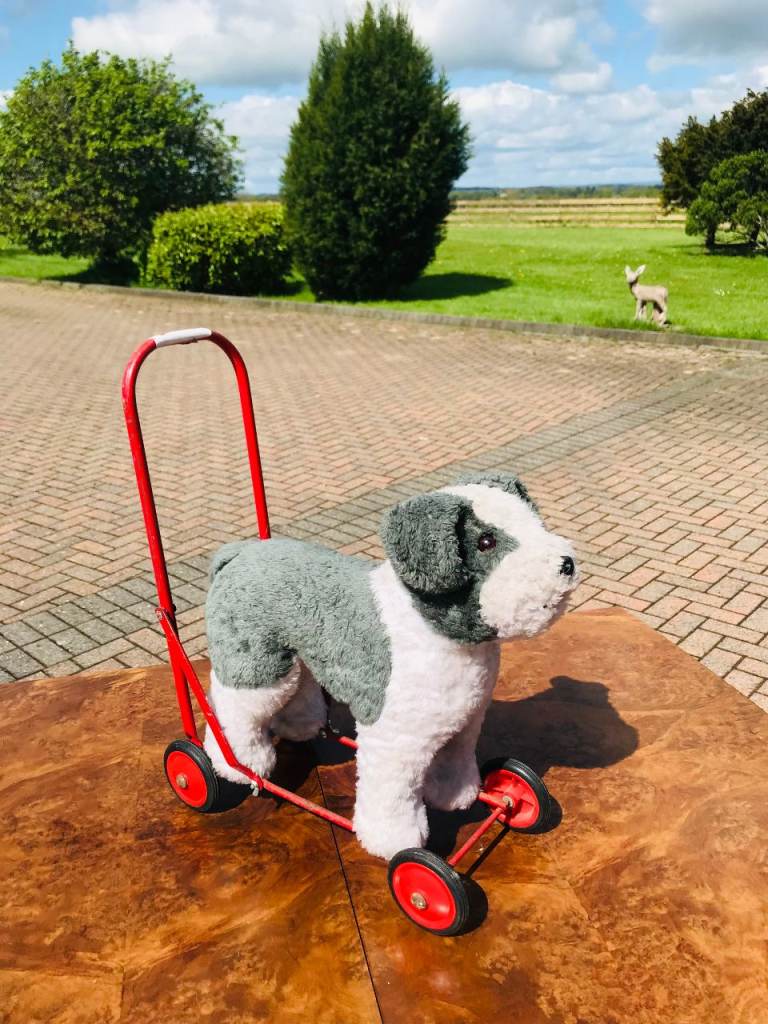 Vintage 1960s–70s Nylena Push-Along Dog – Made in the U.K.– Old English Sheepdog
