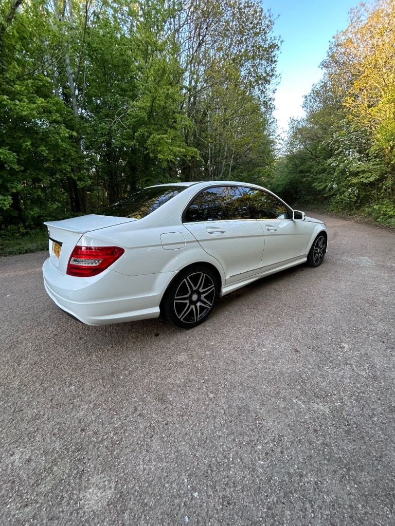 Mercedes-Benz, C CLASS, Saloon, 2013, Semi-Auto, 2143 (cc), 4 doors