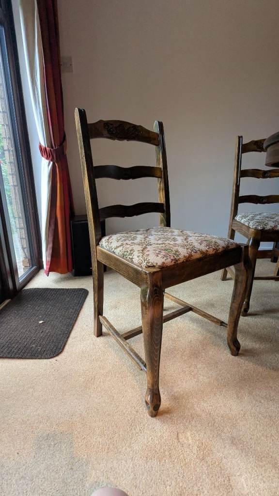 Set of 6 Solid Wood Dining Chairs – Upholstered Seats