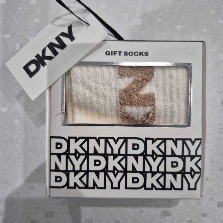 DKNY socks