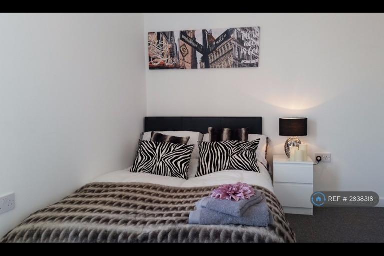 1 bedroom in Oldham Road, Rochdale, OL11 (#2838318)