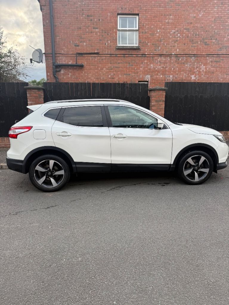 Nissan, QASHQAI, Hatchback, 2016, Other, 1598 (cc), 5 doors