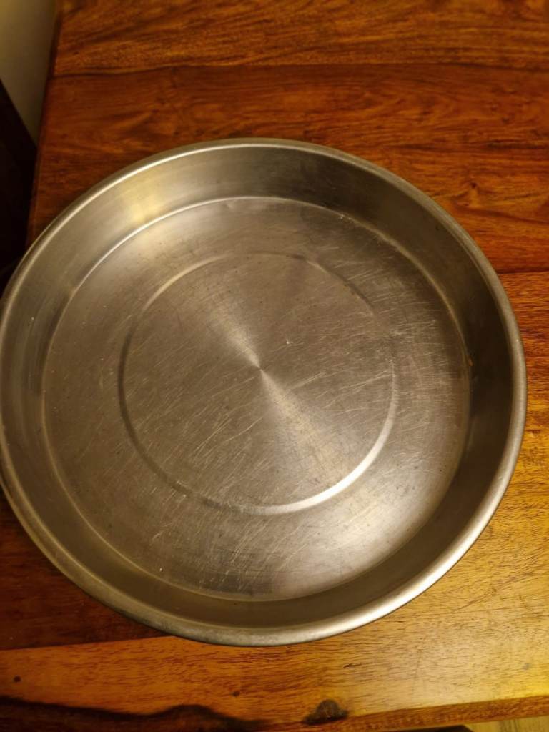 Feeding tray for puppies or small animals