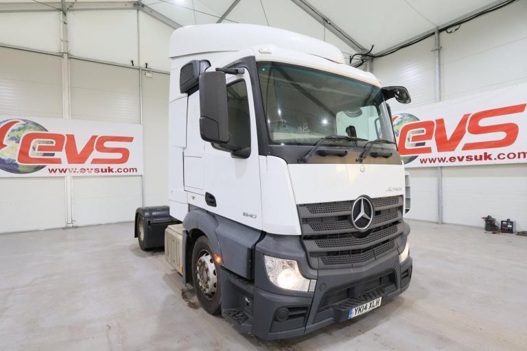 2014 (14 PLATE) Mercedes Benz ACTROS 1840 4x2 Euro 6 Tractor Units