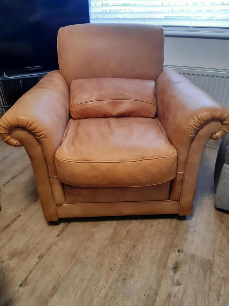 Leather armchair 