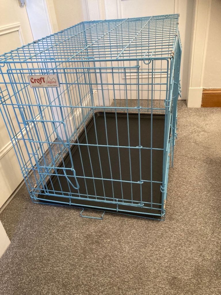 Croft Alpine dog crate. 