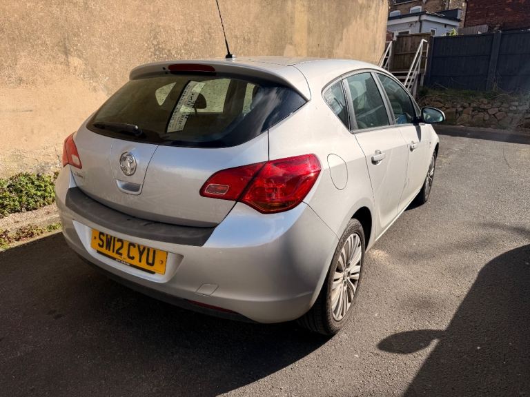 Vauxhall, ASTRA, Hatchback, 2012, Manual, 1398 (cc), 5 doors