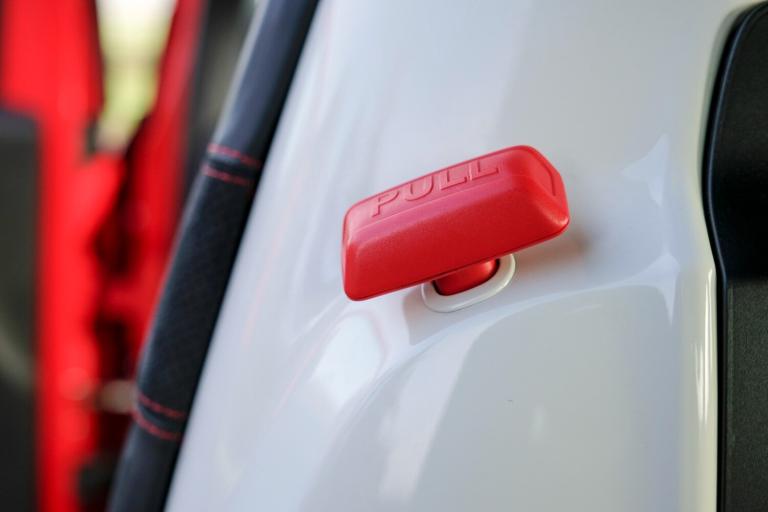 2009 Abarth 500 Ferrari Dealer Edition - manual - 1.4 Sport 3dr Hatchback Petrol Manual