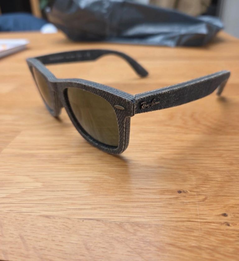 Rayban Wayfarer RB2140 Sunglasses Denim limited edition, original collectable