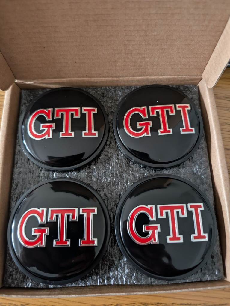 VW centre caps GTI LOGO for GOLF PASSAT TOURAN MK5 MK6 MK7 