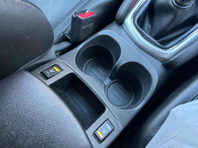 2015 Nissan Qashqai 1.6 DiG-T Tekna [Non-Panoramic] 5dr HATCHBACK PETROL Manual