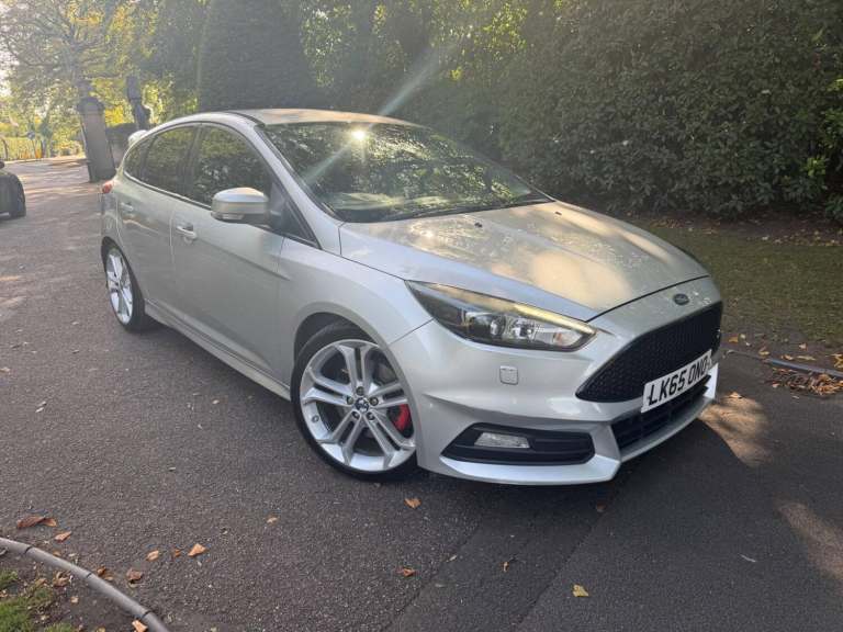 2015 Ford Focus 2.0T EcoBoost ST-3 Euro 6 (s/s) 5dr HATCHBACK Petrol Manual