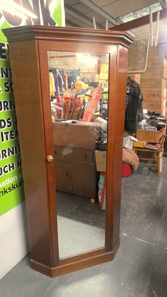 antique Victorian mahogany corner wardrobe / cabinet