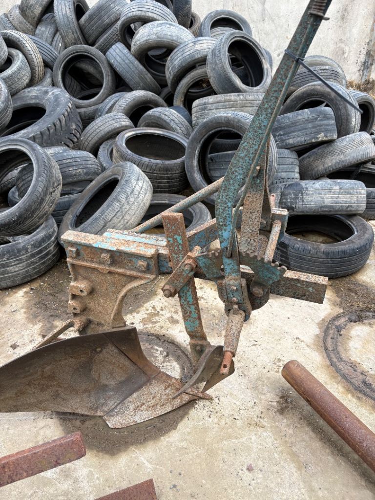Sellar single furrow plough 