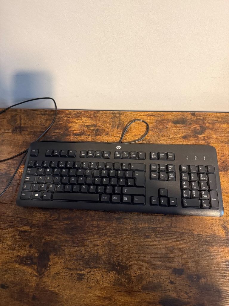 Office accessories - keyboard & mouse  