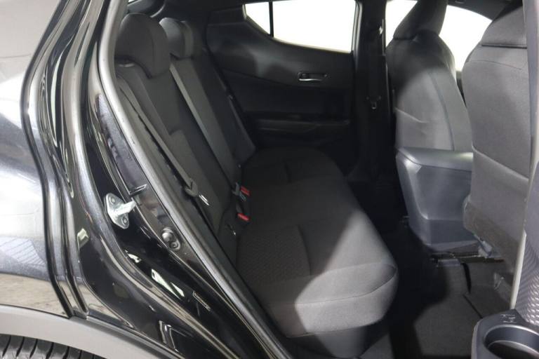 2022 Toyota C-HR 1.8 VVT-h Design CVT Euro 6 (s/s) 5dr HATCHBACK PETROL/ELECTRIC Automatic