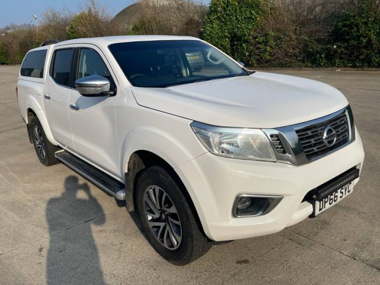 2017 Nissan Navara 2.3 dCi N-Connecta Pickup Double Cab 4dr Diesel Manual 4WD Euro 6 (s/s) (19 PI...
