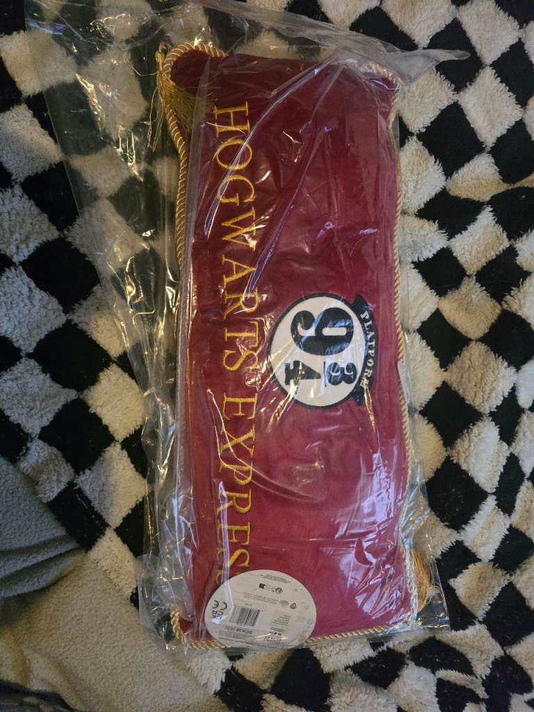 HOGWATTS EXPRESS  CUSHION  for  sale brand new 