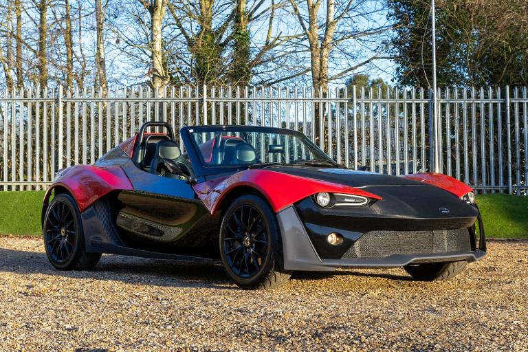 2015 Zenos E10 S Track Pack - LHD - 2,283 Miles