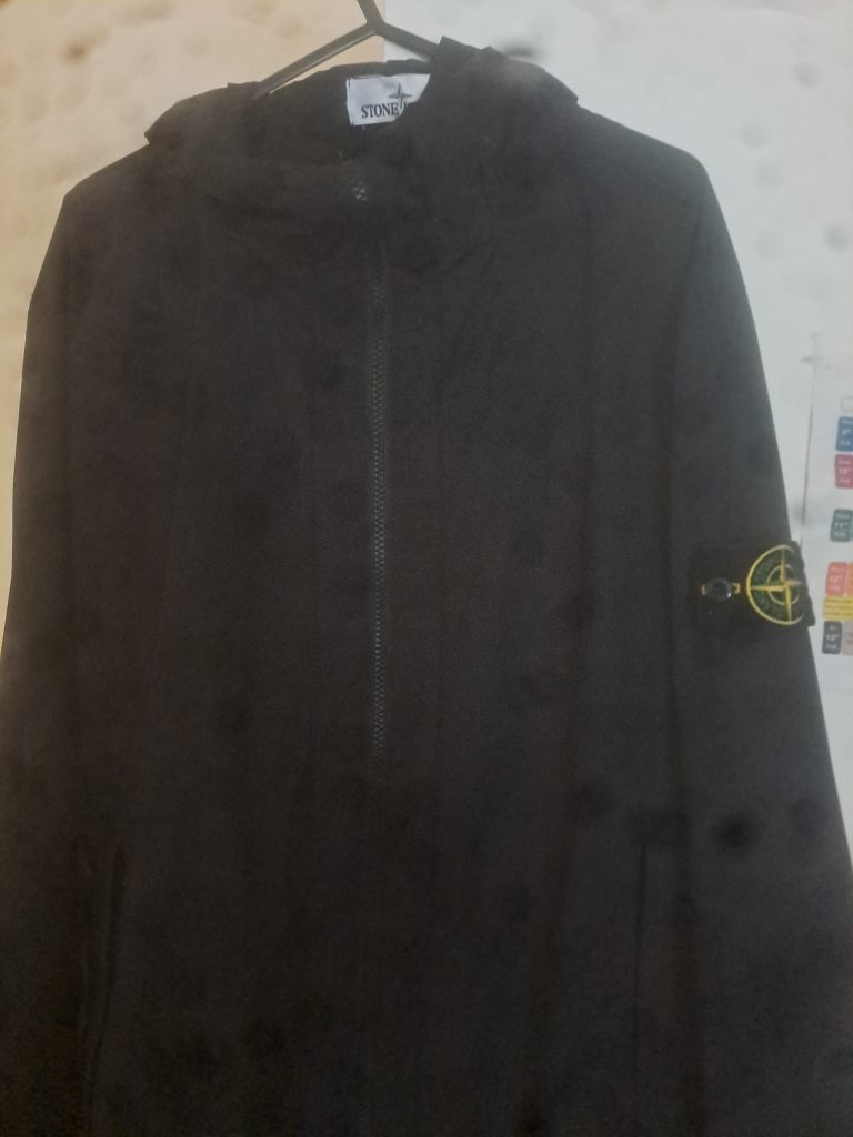 Authentic nelon Stone island jaket large brand new