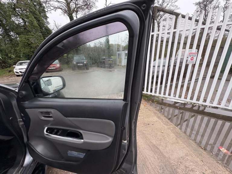 2018 Mitsubishi L200 L200 Barbarian DI-D 4x4 DIESEL Manual