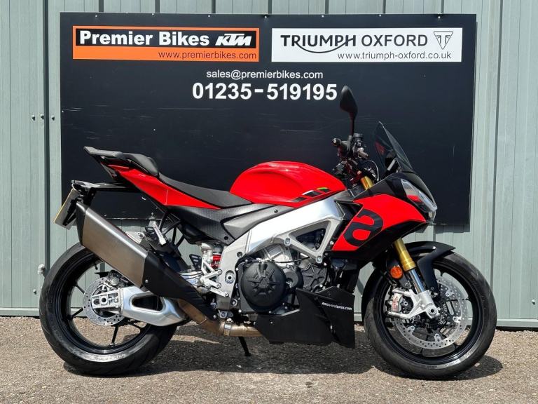 Stunning Low Mileage 2025/25 Aprilia Tuono V4 1100 Motorcycle 