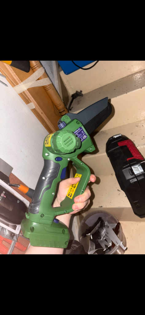 Cordless Electric Pruning Shears - Green, Good Condition