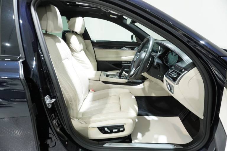 2015 BMW 7 Series 730Ld M Sport 4dr Auto SALOON DIESEL Automatic